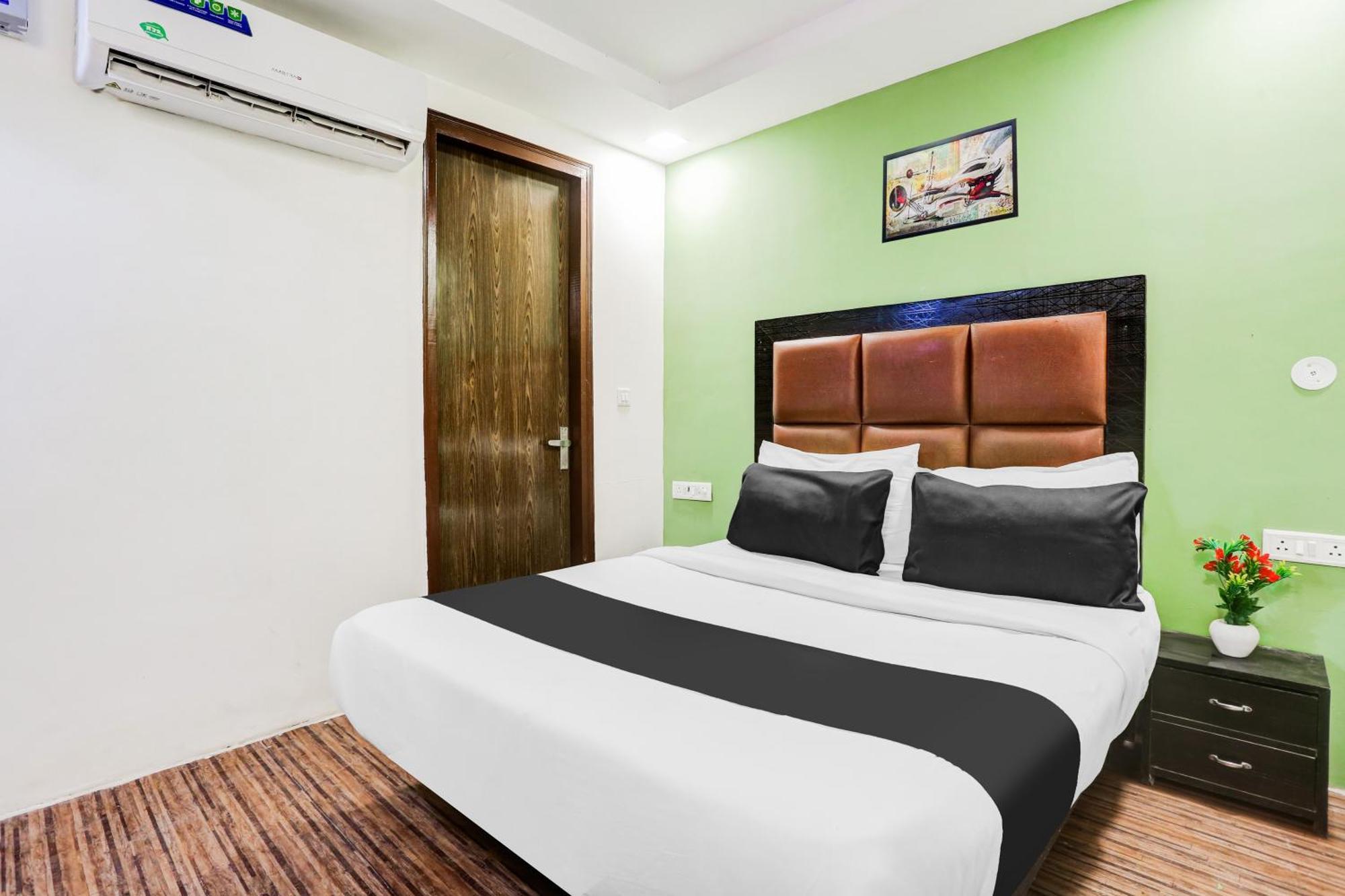 Super Hotel O Rohini Sector 20 Formerly Yellow Saffron Delhi Kültér fotó